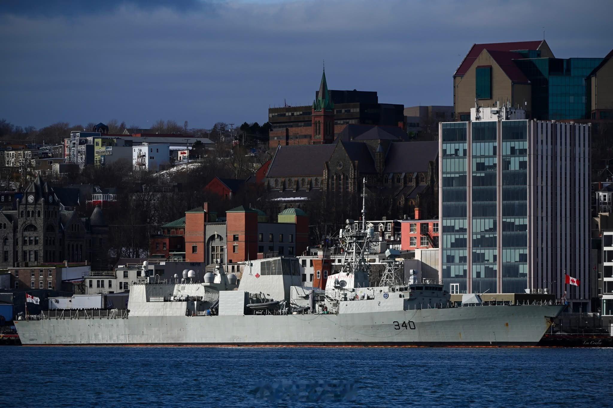 每天认识一件兵器烽火问鼎计划 2025 年 12 月 17 日，加拿大海军哈利法