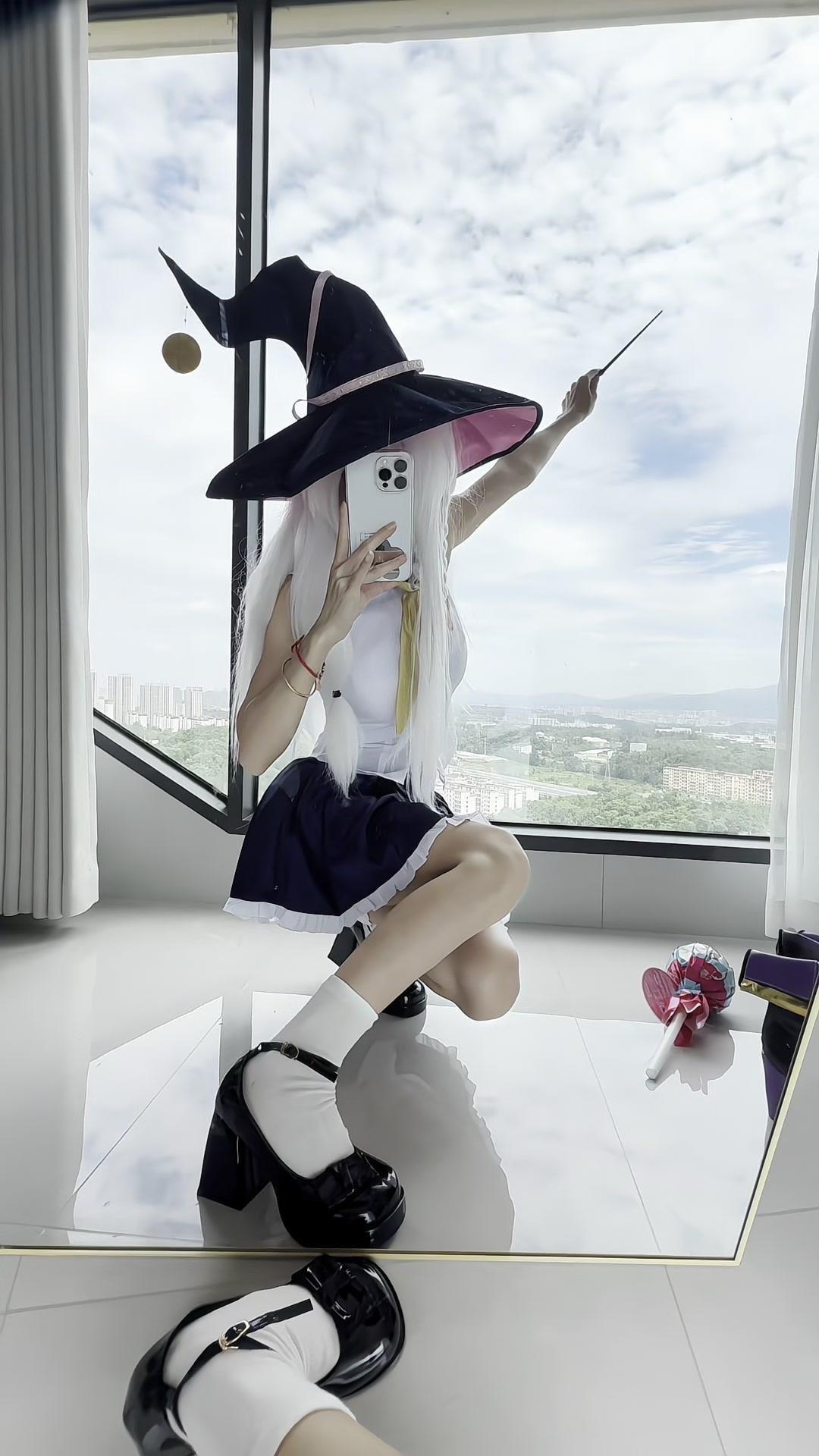 🎀伊蕾娜·魔女之旅cos｜还原度高不高？

这次出的伊蕾娜cos，从校服到发型