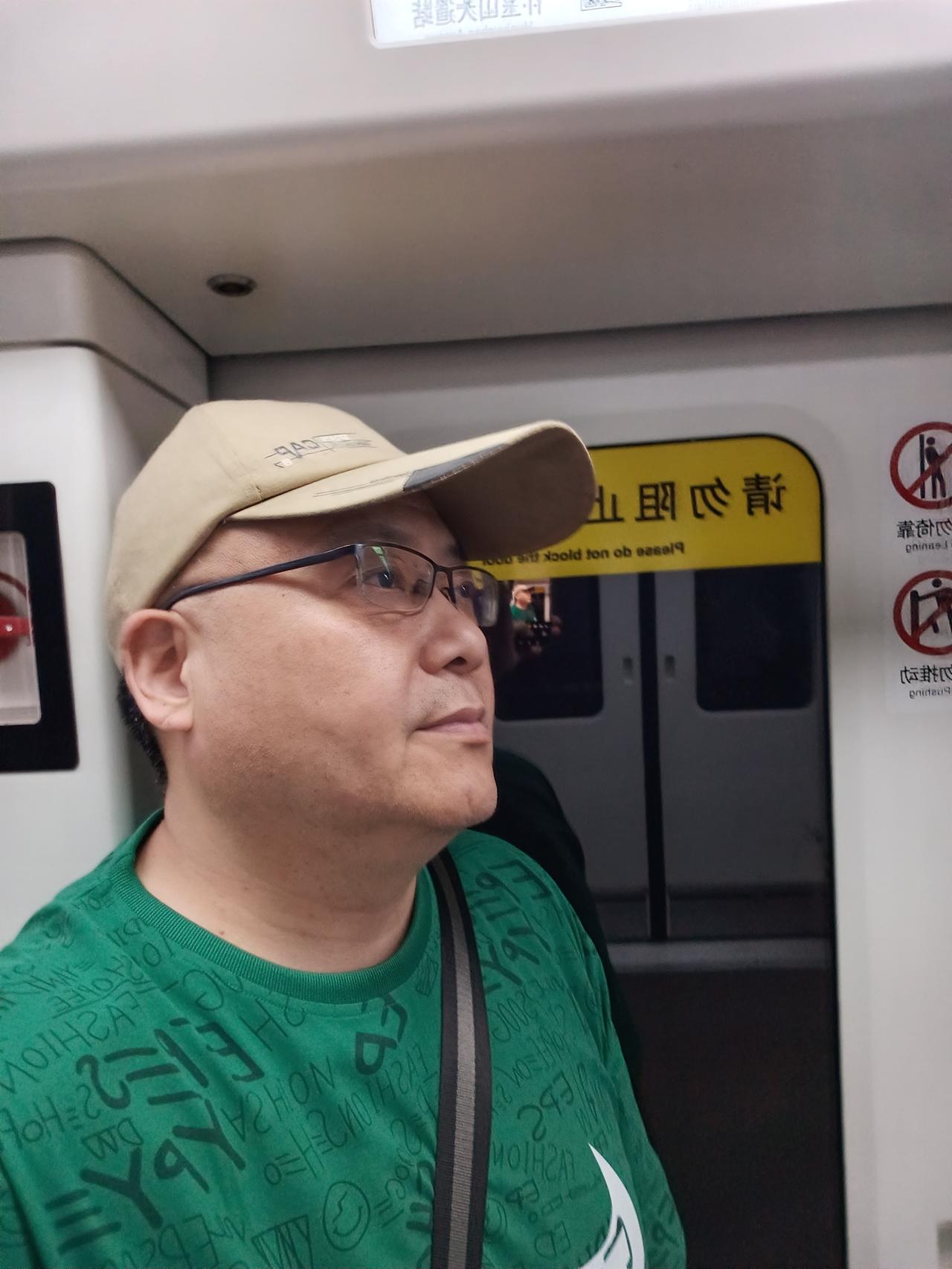 我的养老目标就是攒够30万！

目标达到了，我就要开心的随便吃，随便喝，随意的去