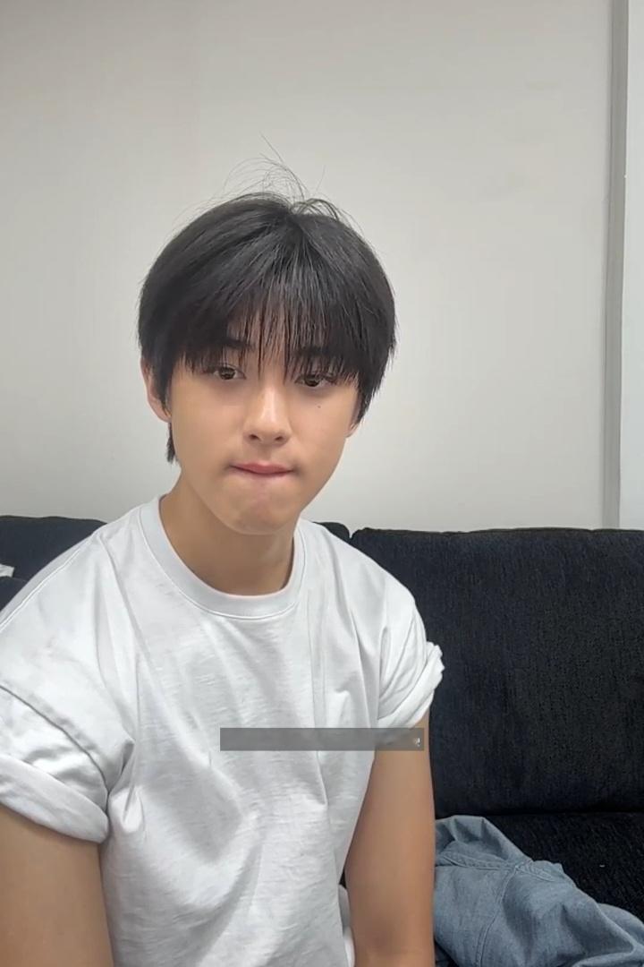 260728【旻奎bubble】旻奎bubble直播旻奎这次在新家客厅直播 以后