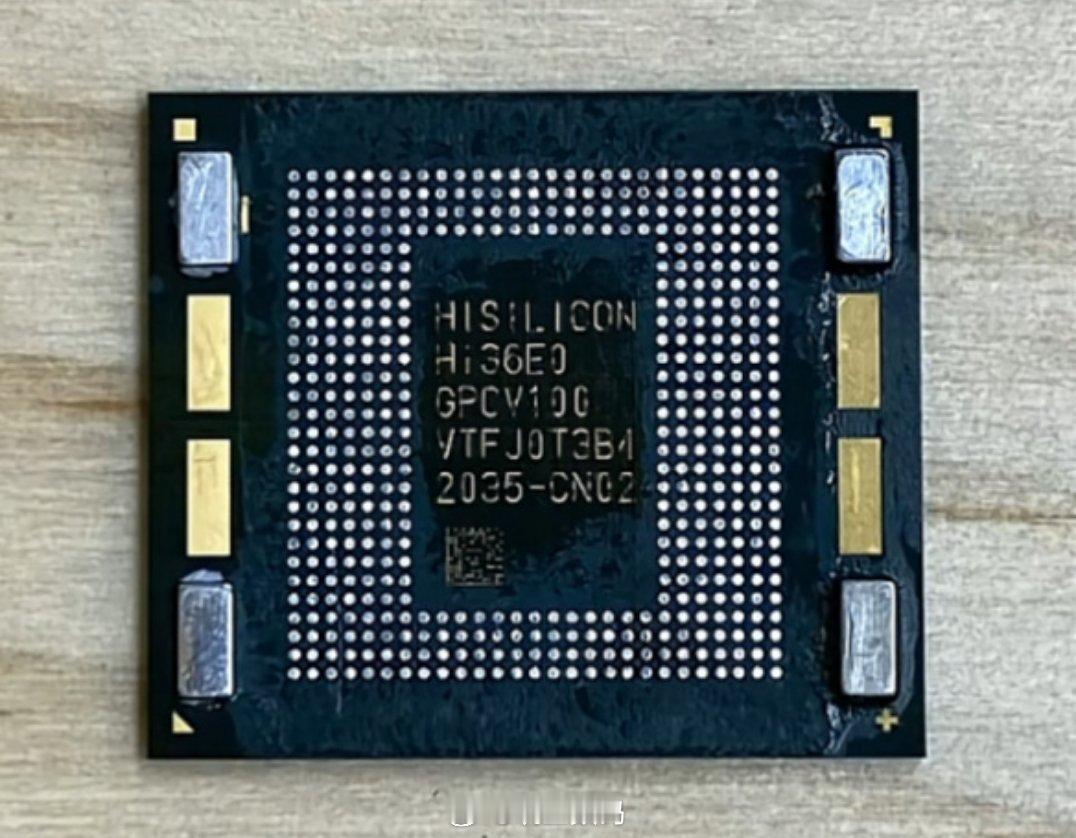 麒麟9050Pro丝印确认是海思设计。 ​​​
