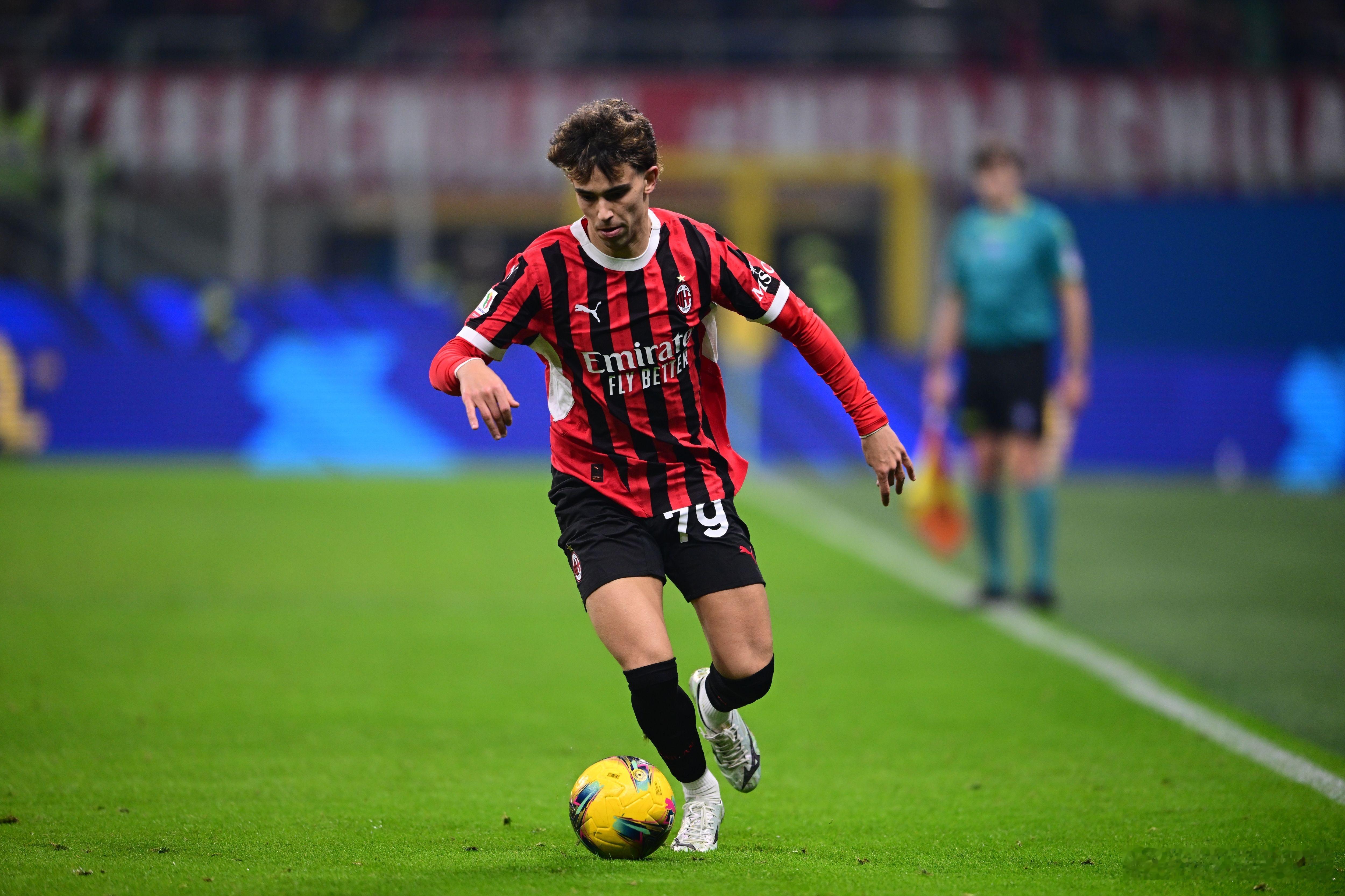 足球  斯图加特vs拜仁综合多方面的因素来看，在这场比赛中，拜仁慕尼黑在实力、状