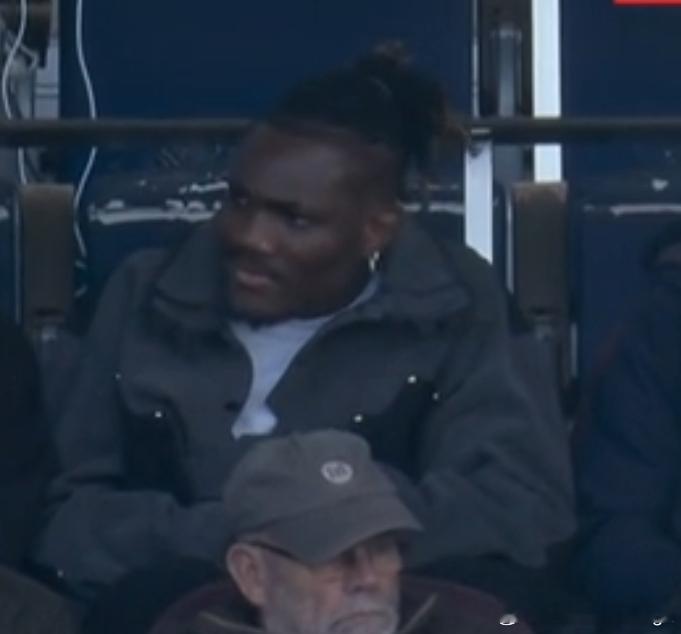 到家打开电梯不仅是0-0，还看到了乌切 