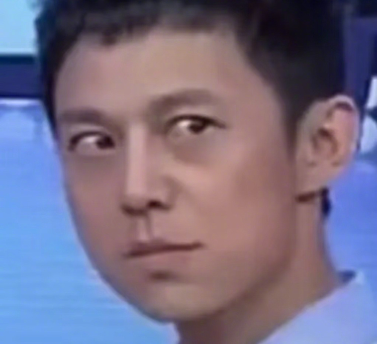何老师自嘲表情包大户没上榜这位是真表情包大户哈哈哈哈哈 