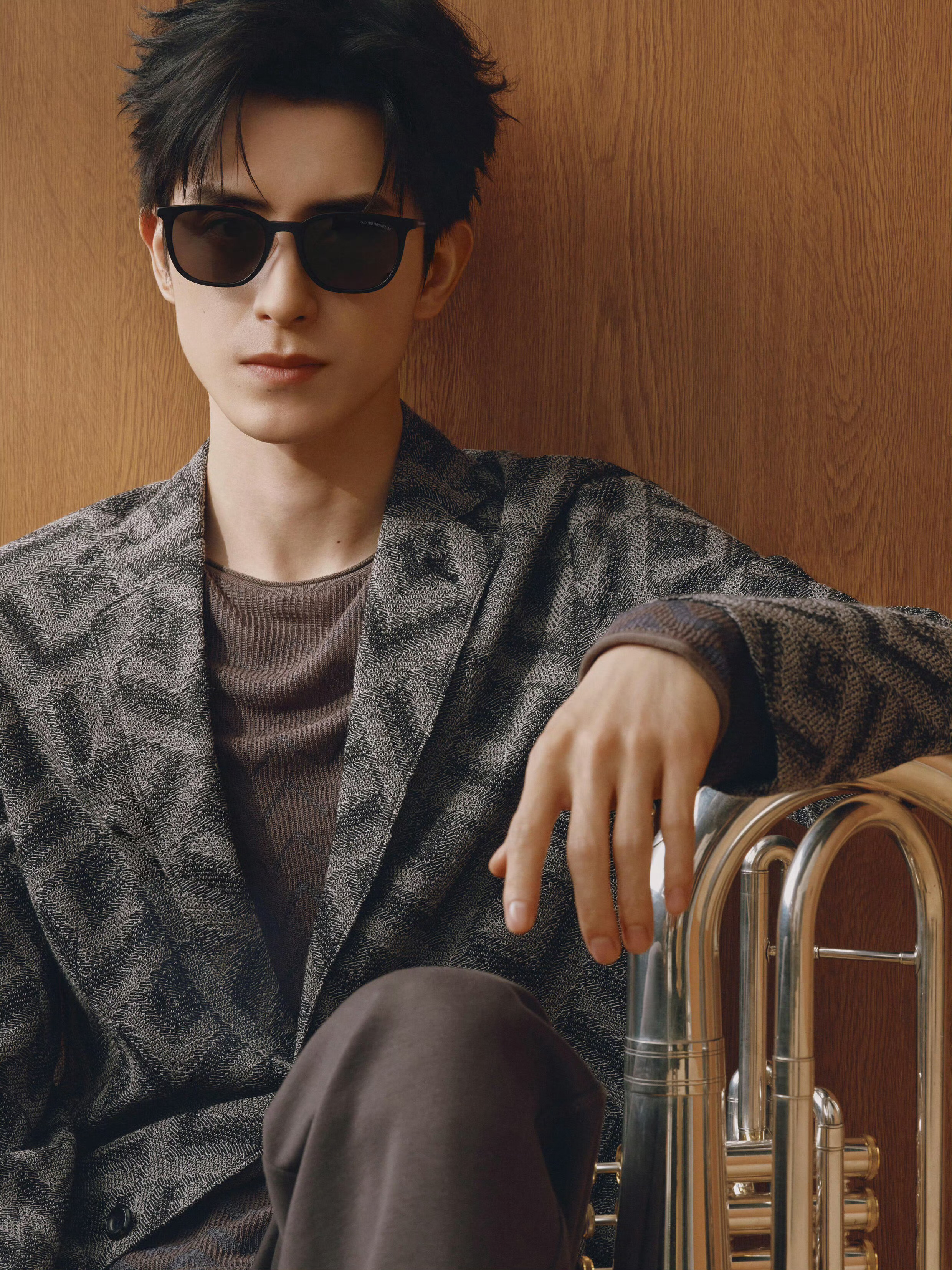 敖瑞鹏 in Emporio Armani 👓🕶️  官宣大中华区及亚太区男