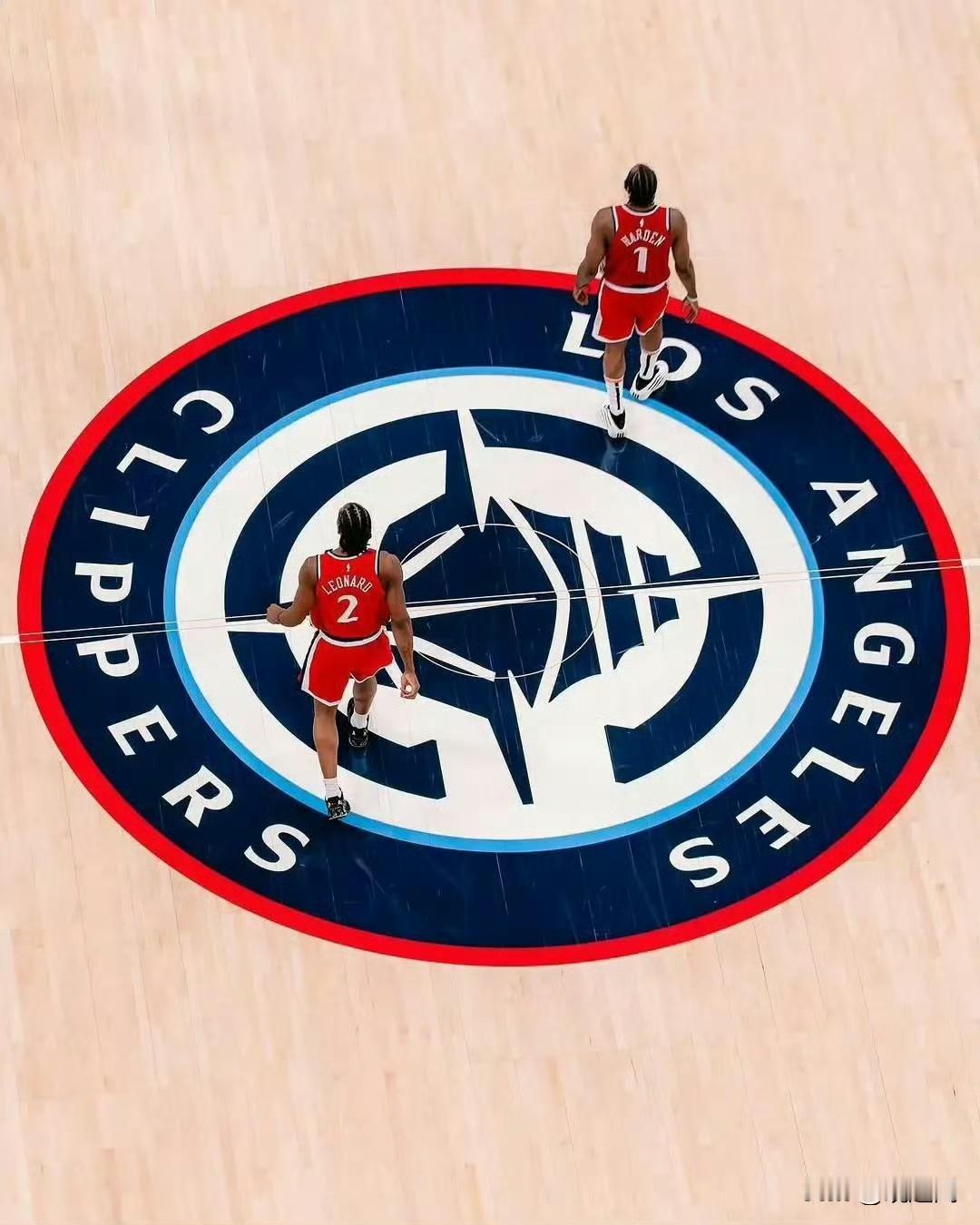 哈登为了不打附加赛而选择交易？
随队记者：哈登希望加盟一支能避开附加赛的球队（其