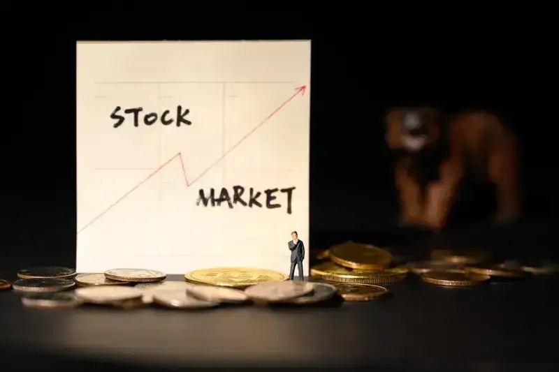 北约秘书长吕特说了三句话：第一句：美国知道自己在做什么。第二句：必须确保伊朗不再