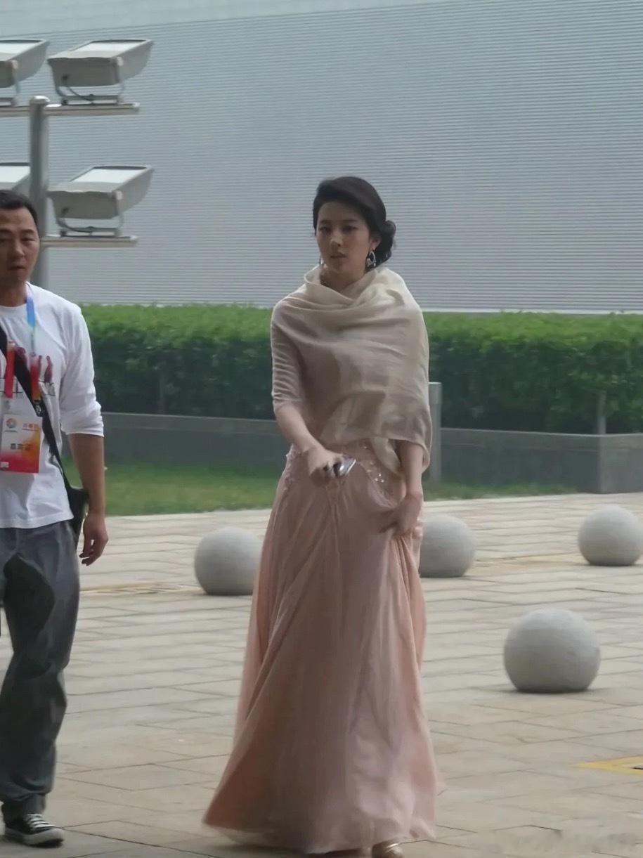 对于她 自古生图出神图 