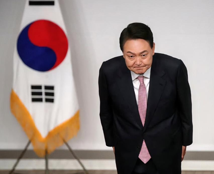 韩国议员：尹锡悦胡作非为导致韩国远远落后中国。陪同韩国议长禹元植一同赴中国观看阅