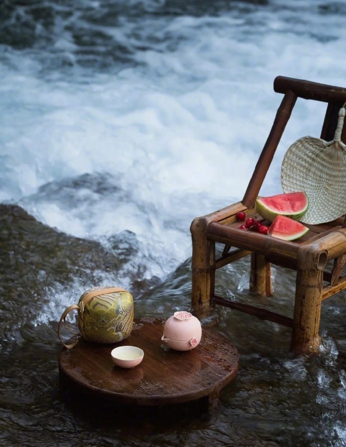 “ 殷勤昨夜三更雨，又得浮生一日凉 ...” 