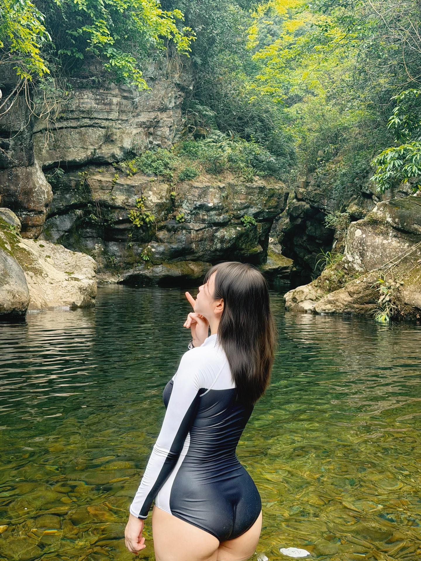 三月三.开启玩水模式。