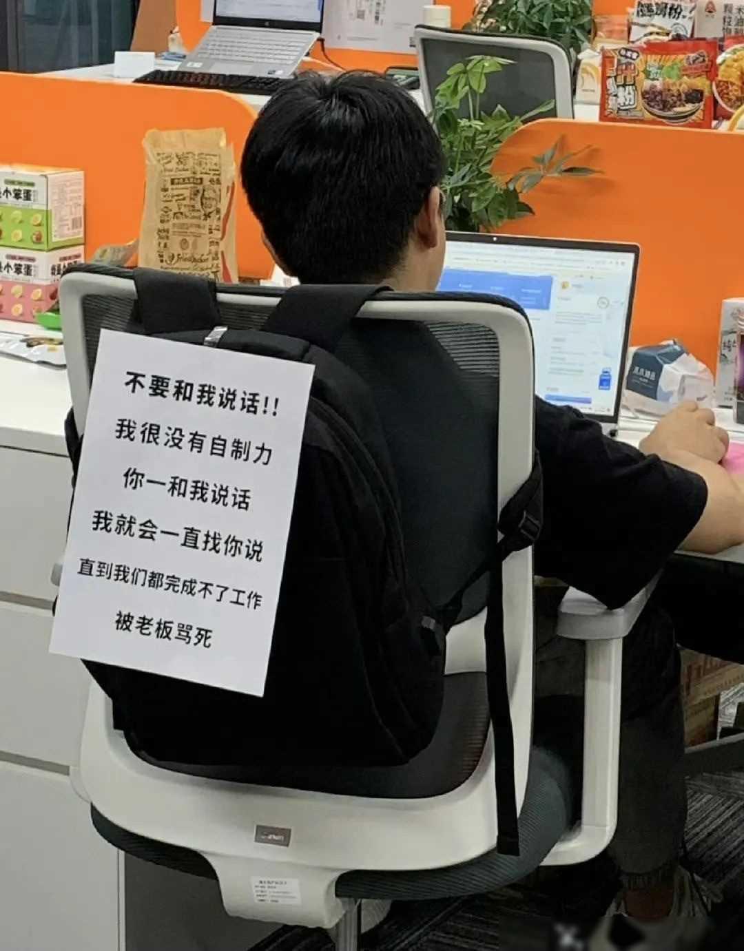 在决策的十字路口，这种卓越的手法宛如一道闪电，照亮了前行的道路。在这个波谲云诡的