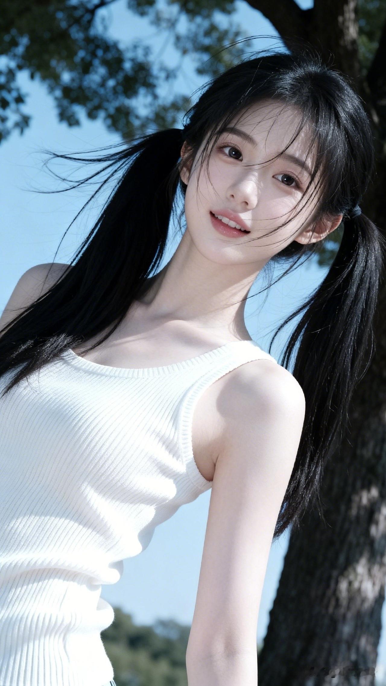 如初恋 ：有人说双马尾女生才是最初初恋的样子，真的吗？[抠鼻]