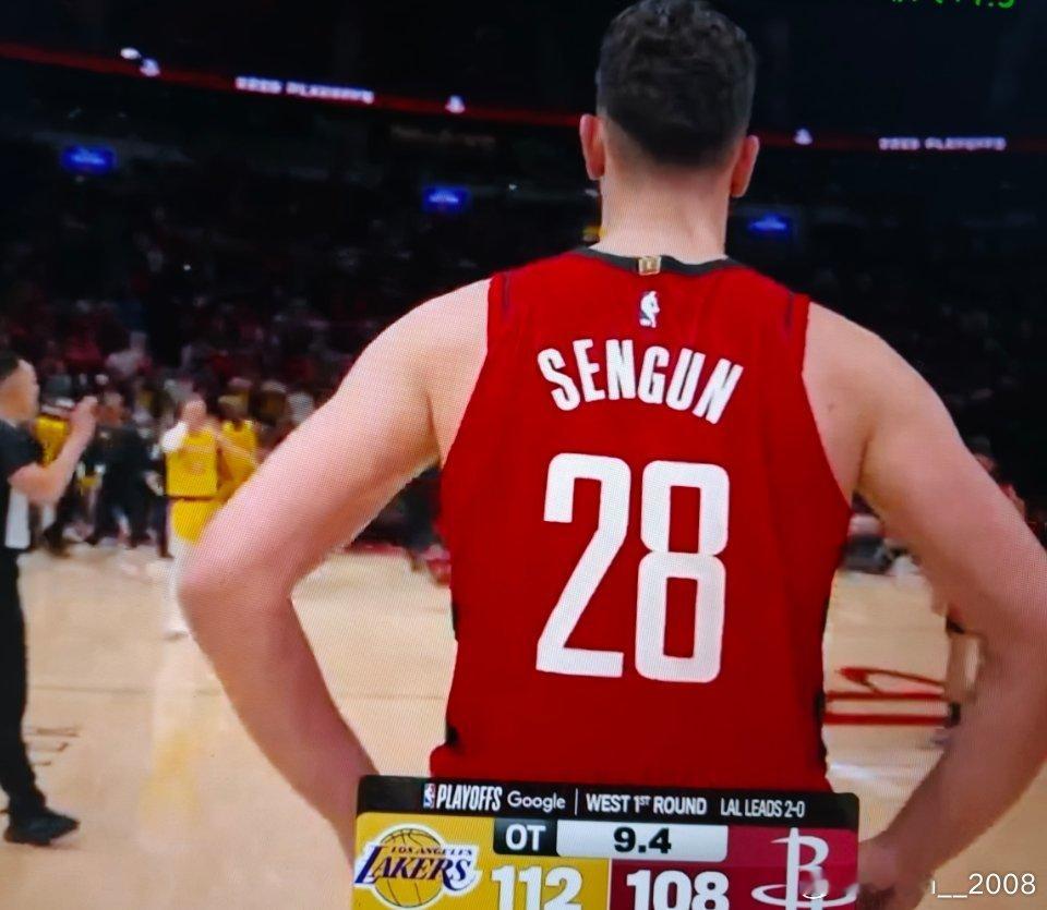 火箭这些球员季后赛“原形毕露”！太失望了 