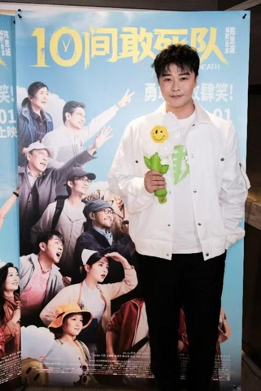 陈思诚给新人的不是角色，是信任。一个导演敢把男主角交给新人，交的不是剧本，是信任