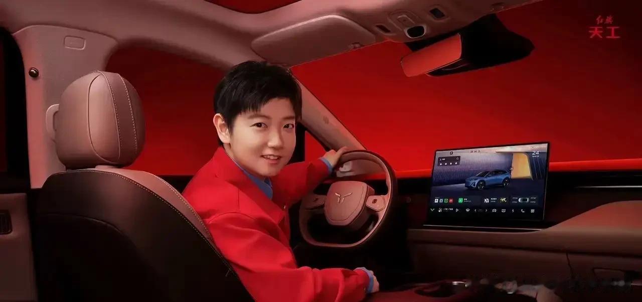 再回顾一下全运会比赛结果！王楚钦输了，获得男子单打铜牌🥉；孙颖莎也输了，获得女