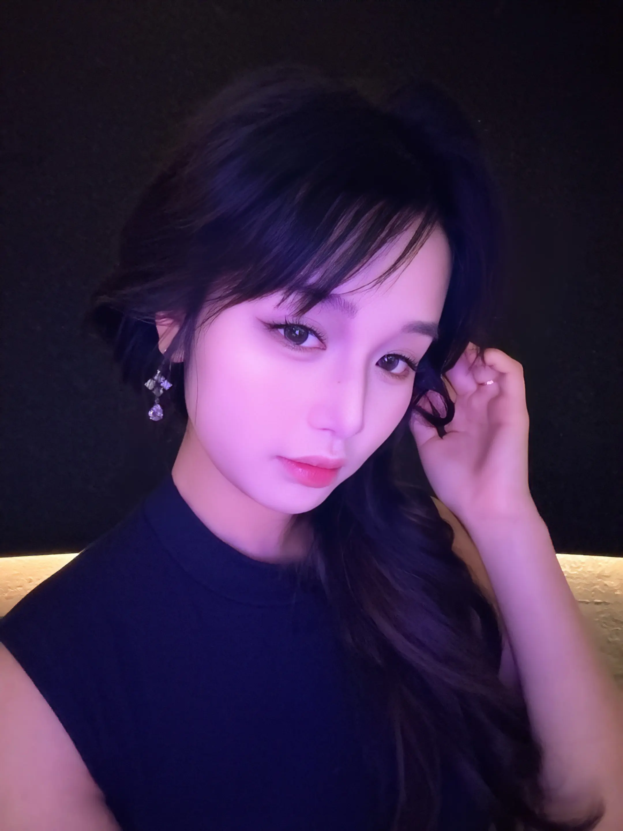 凌晨四点的你在想什么。