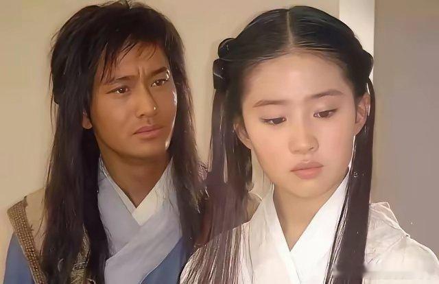 当年“杨过”和刘亦菲的试镜照，原来黄晓明和聂远都面试过，为什么最后选了黄晓明 