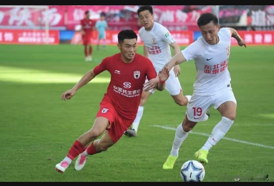 奇怪，陕西卫视体育频道为什么没有直播？
        昨晚赛前排名第8的陕西联
