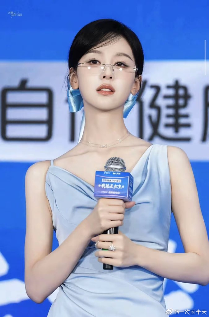 谁能get到陈都灵这张图 