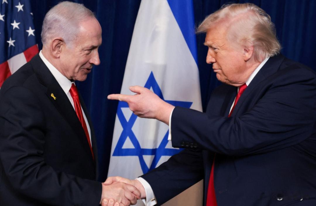 这俩战争狂人到底谁指挥谁？
他们会流芳千古，还是遗臭万年？
您怎么看？
战争中的