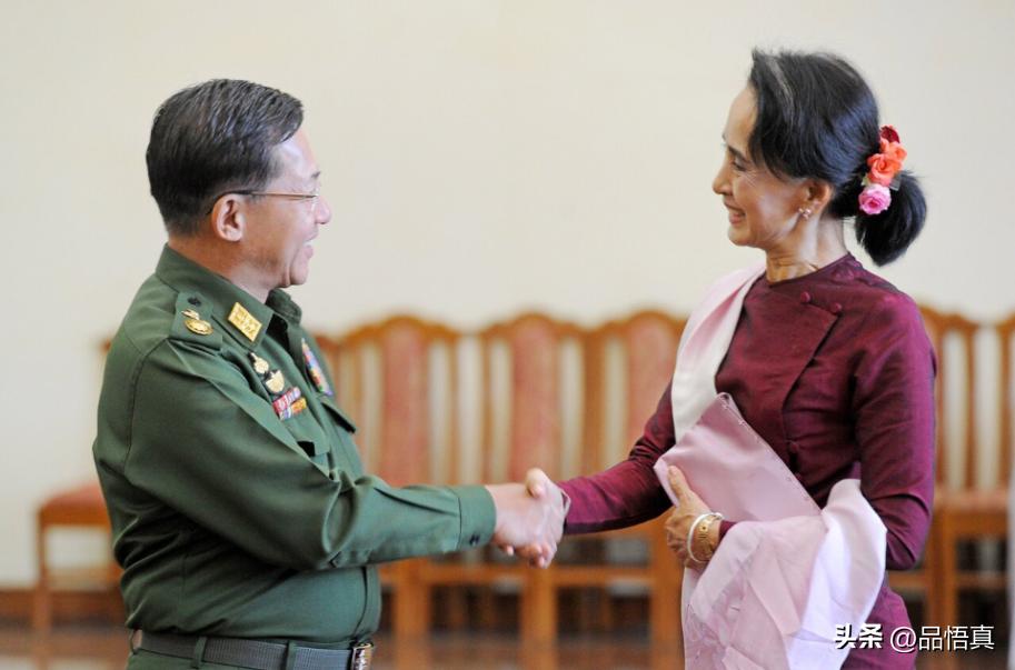 【敏昂莱高票当选缅甸总统！如果落选会不会再搞兵变？】
今天，敏昂莱当上了缅甸新任