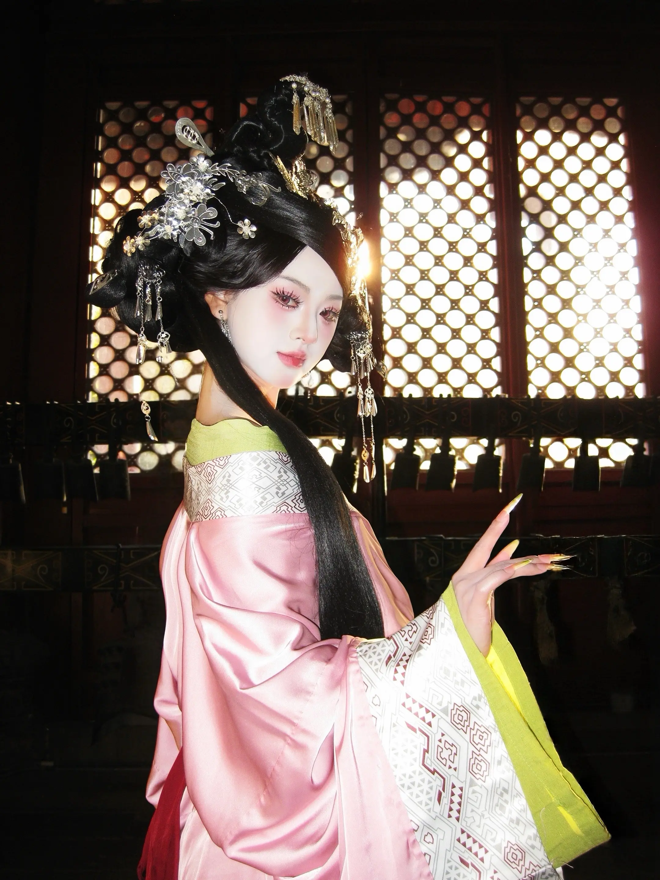 “我若是想做皇后哪里还轮得到姐姐”