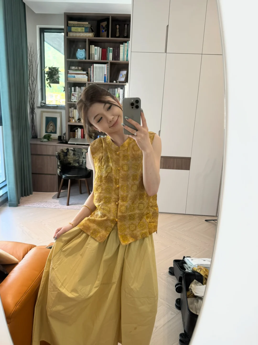 忽而今夏｜一袭金黄💛🍋鎏金➕气球裤穿搭💛