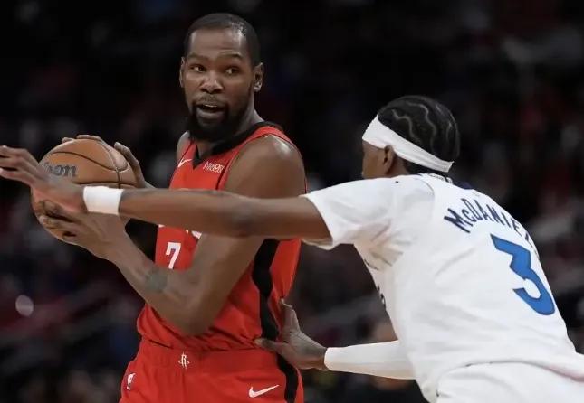 火箭、森林狼真的就是卧龙凤雏！
这两支球队都不是来打比赛的，而是来搞笑的，火箭加