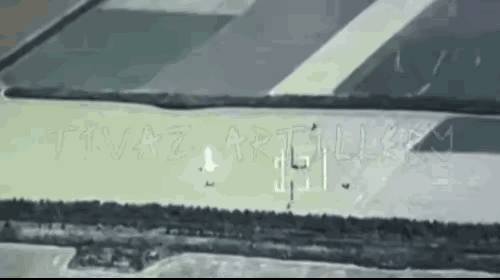 S-400防空系统又体现了实力，5枚拦截弹全部打空，最终用脸防御成功。按俄军的传
