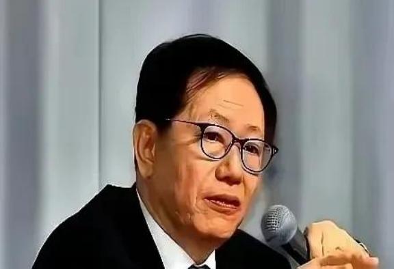 “大陆要是敢来，我就把台积电炸了，给你留个空岛！”听听，这话说的，多硬气。不知道