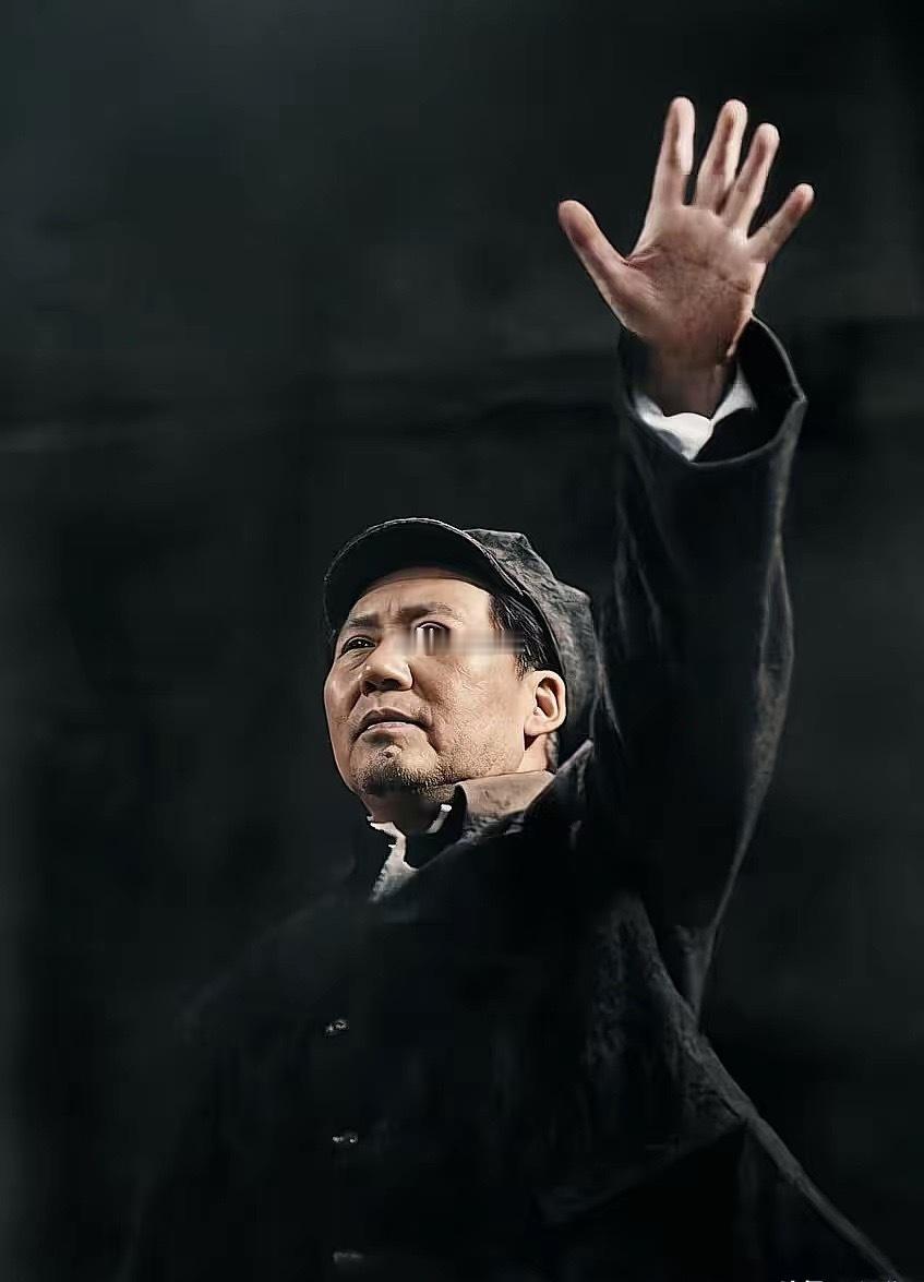 一挥手，山河换新天，红旗遍九州！