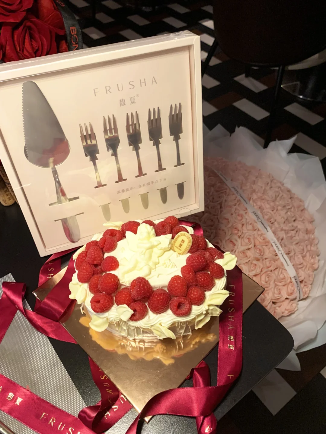 馥夏蛋糕｜情人节限定甜意 一口沦陷