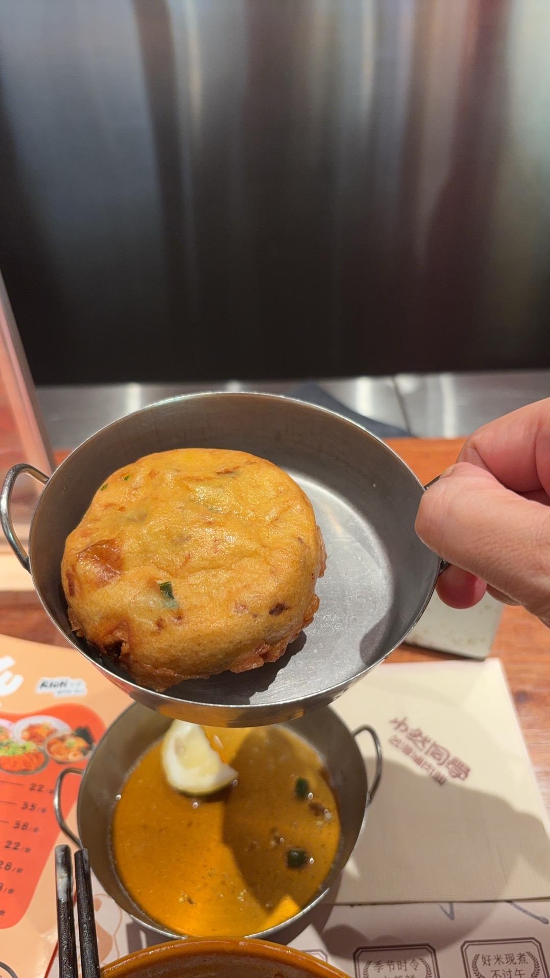 有没有手机号用了20年的人？
我身边就有一个朋友，他的号码从2001年到现在就没