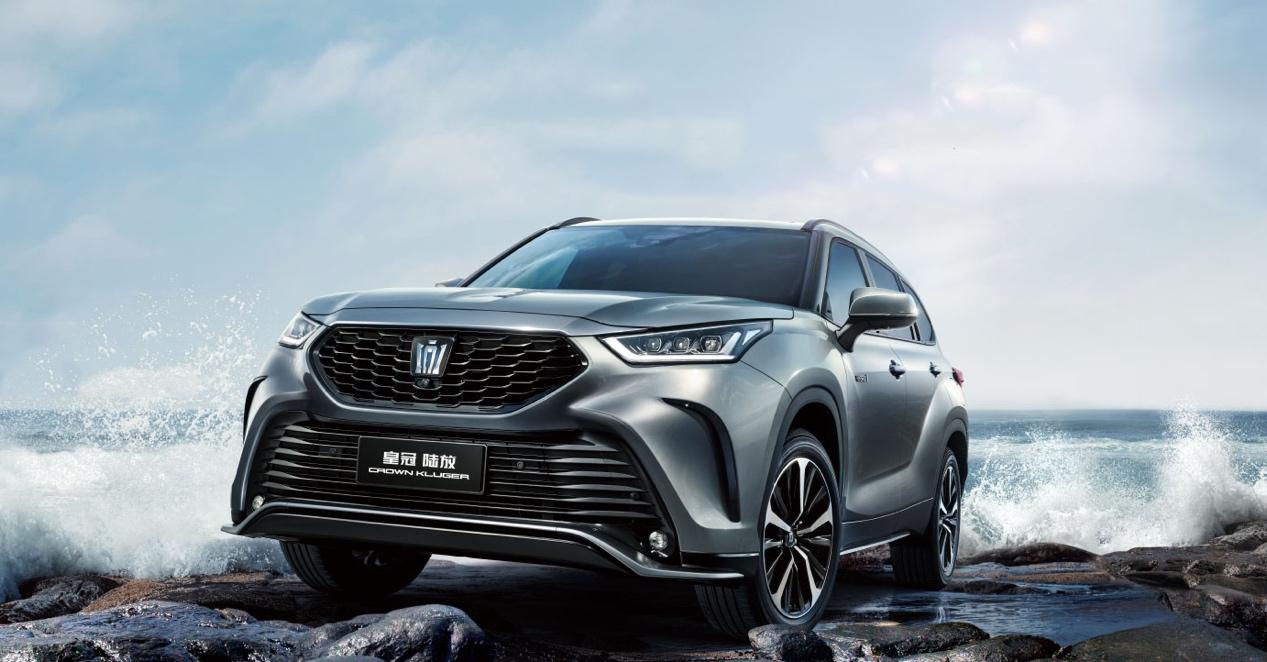2024款2.5L HEV四驱尊贵版7座，共行驶1.4万公里，近半年内，车辆在行