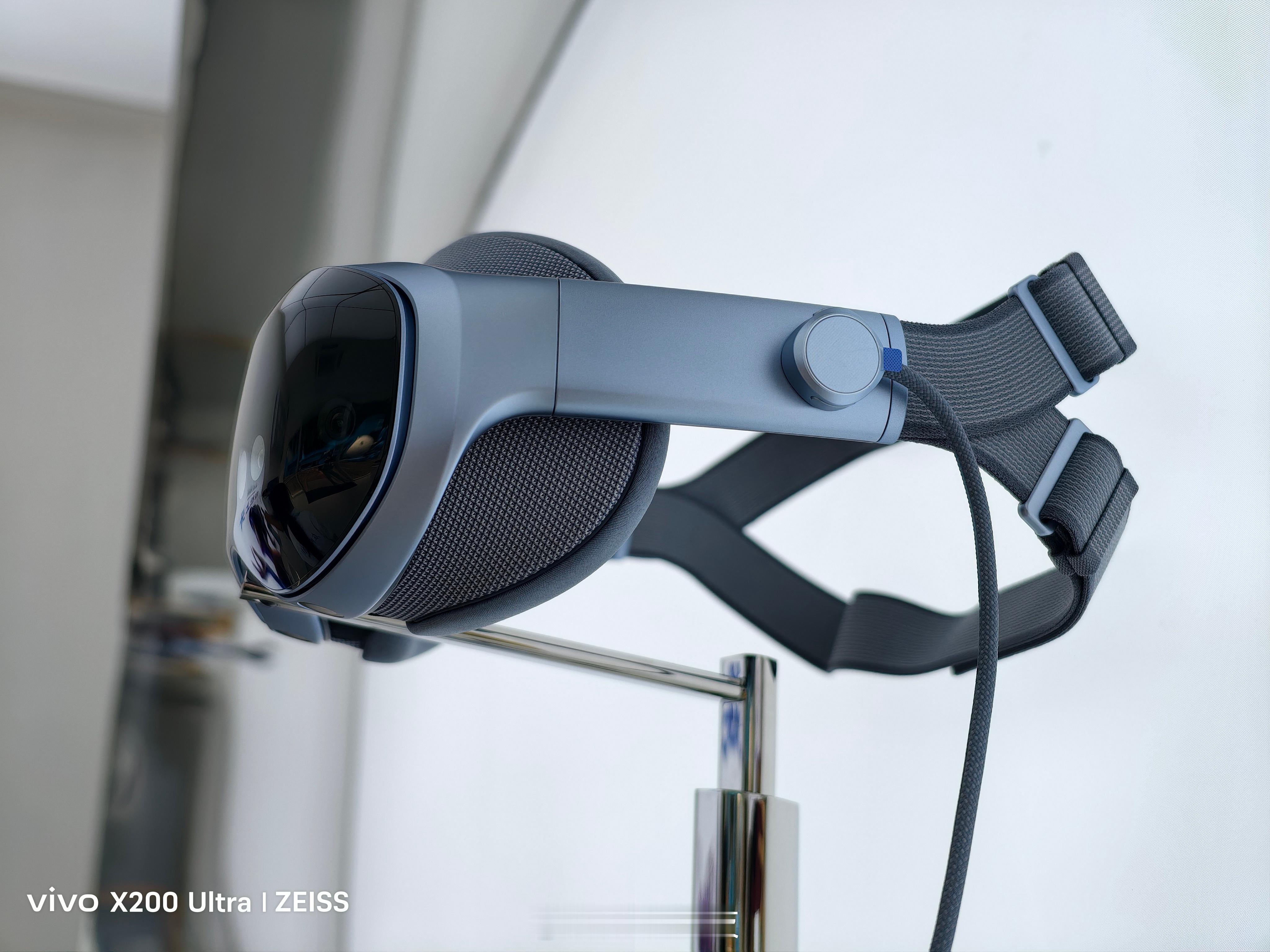 vivo Vision 探索版真的太酷啦！先放一波真机图～到时候等我视频呀[哇]