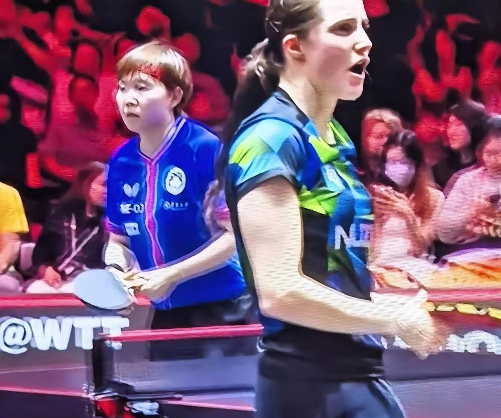 温特的防弧胶那么厉害啊？
WTT新加坡大满贯
德国老将温特3-1击败朱雨玲。
防