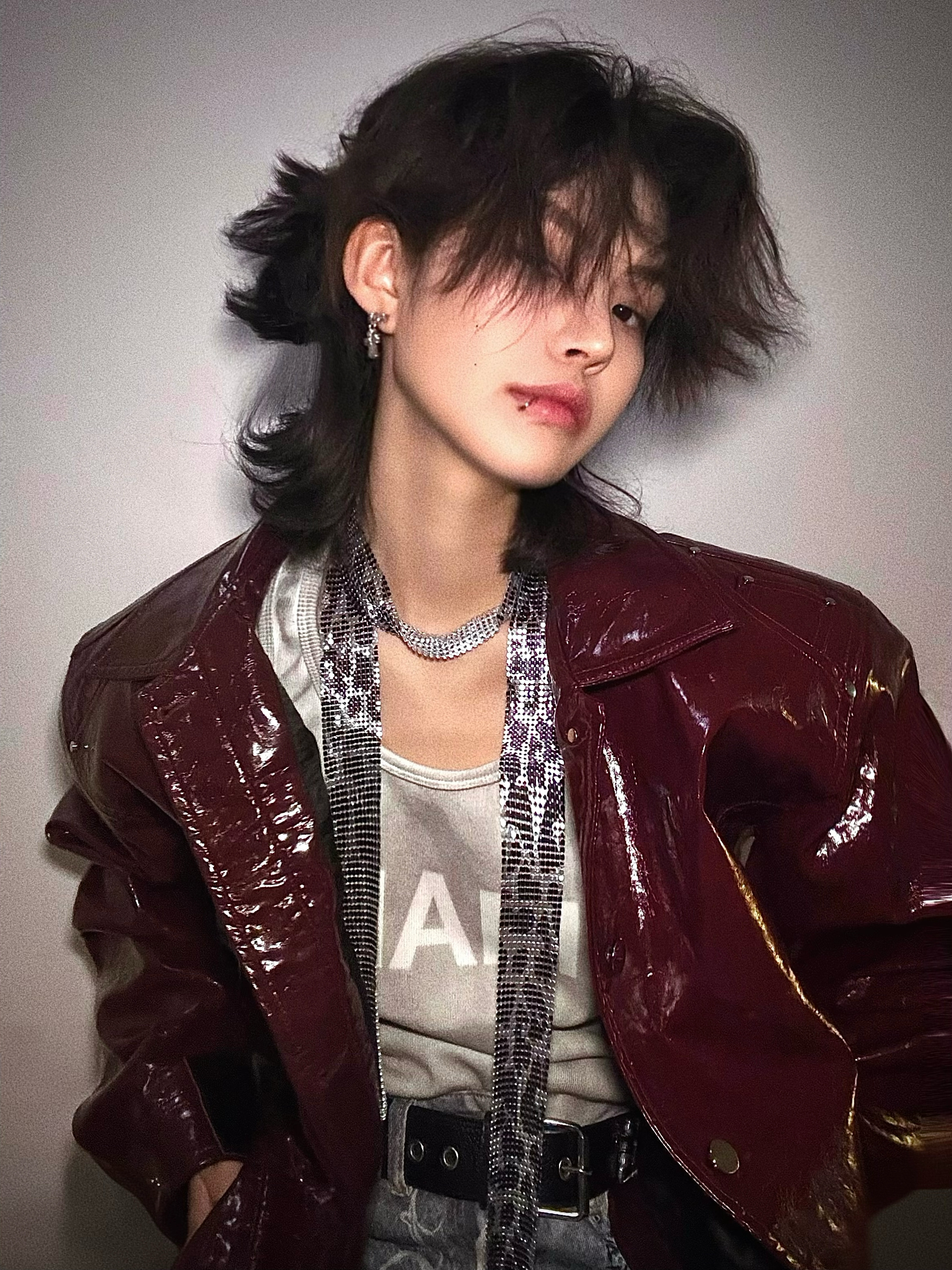 城崎朔穿这么扫居然只是在家拍照 