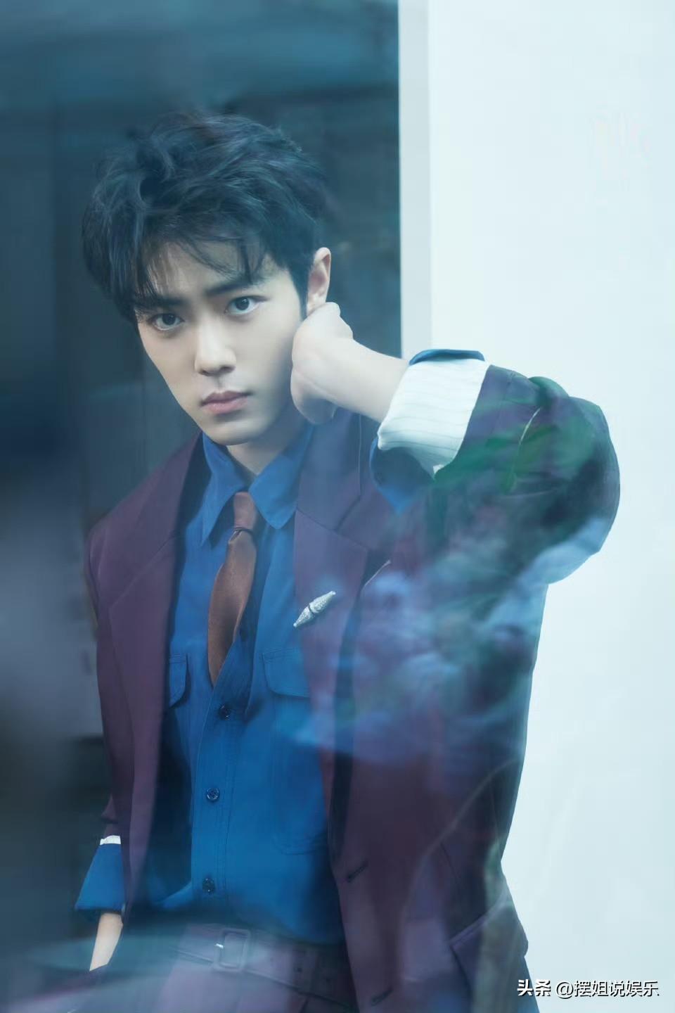 肖战在微博之夜的新图一出来，直接惊艳众人！形象帅得没边儿，气场更是强到“碾压全场