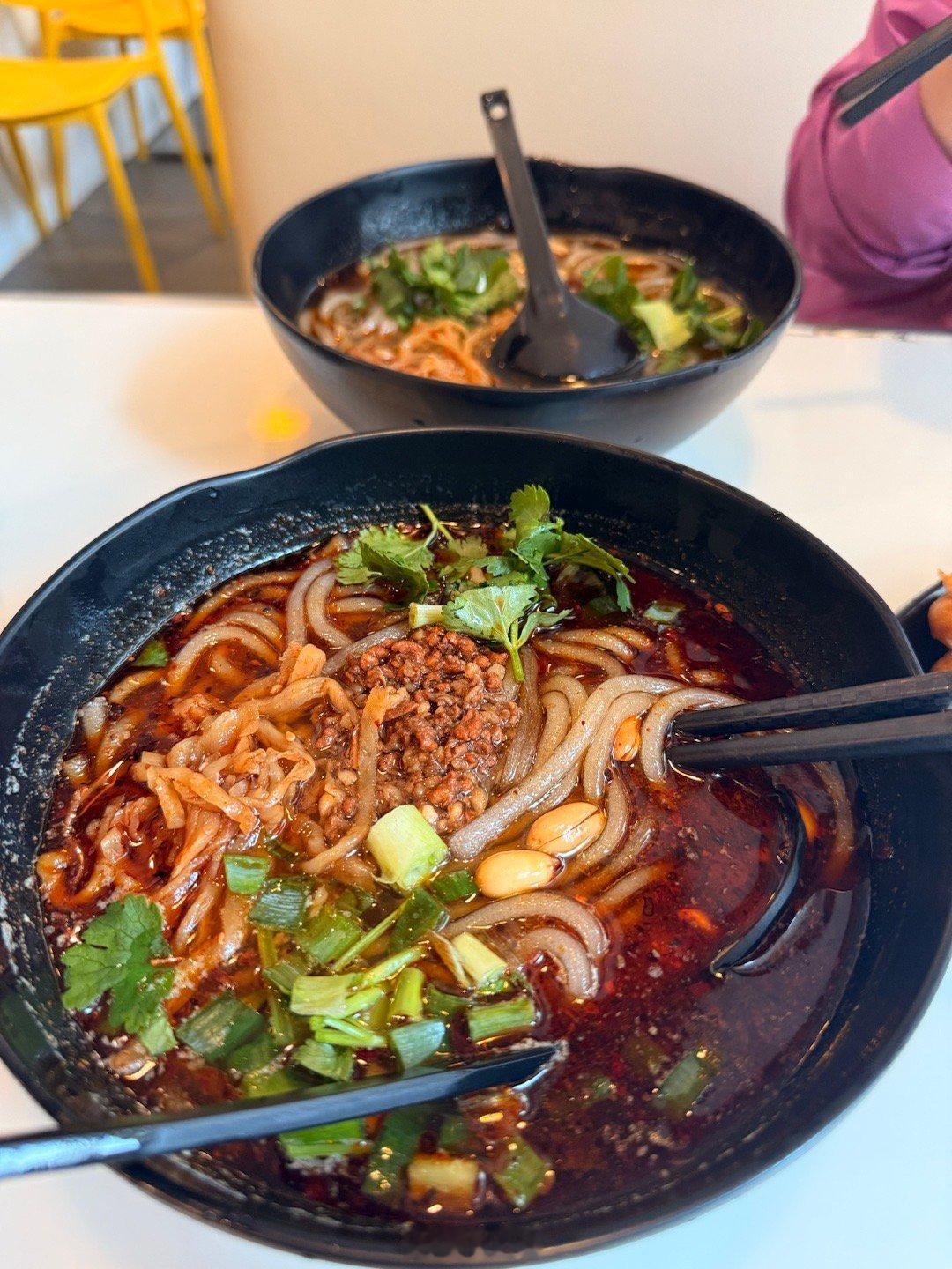 和姐们er这两天吃撑了…回去还要减肥 香港·尖沙咀