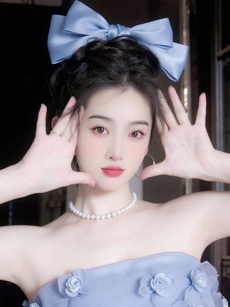 AI蓝调花裙写真 抖音ai创作 抖音玩法合伙人计划。