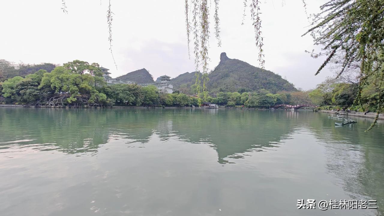 桂林两江四湖之桂湖。