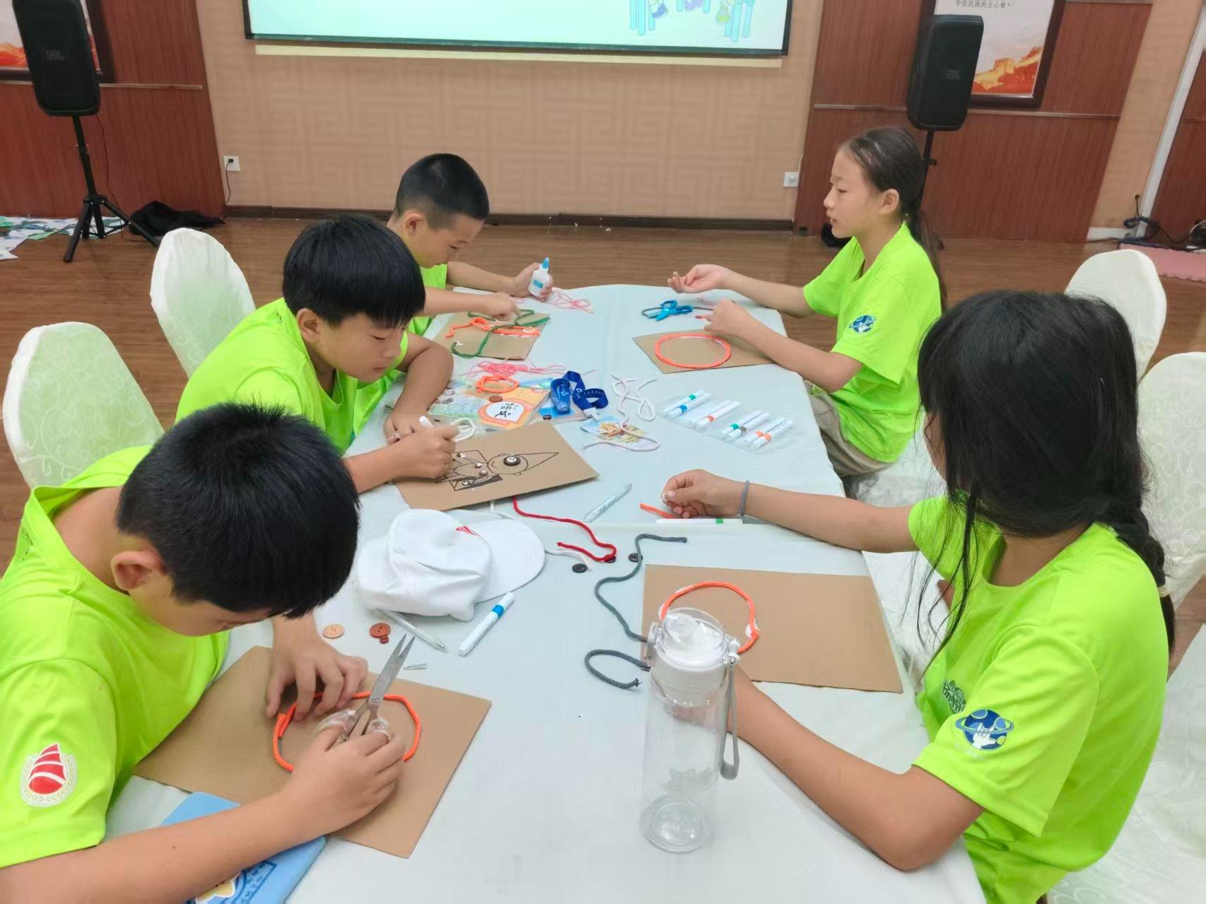 曲师大学子开展暑期社会实践2026暑期社会实践 【科普筑牢反诈认知，执笔立下安全