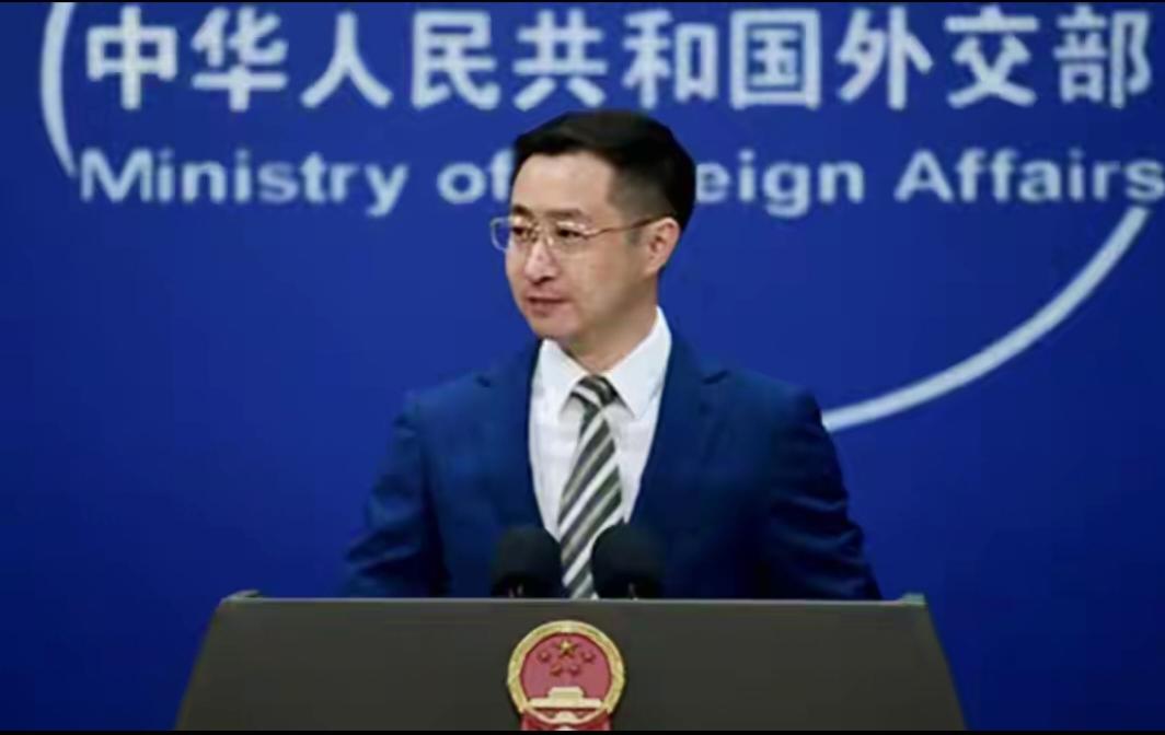 特朗普邀中俄建新联合国这事儿挺有意思。据报道，1月20日俄新社记者就特朗普成立加