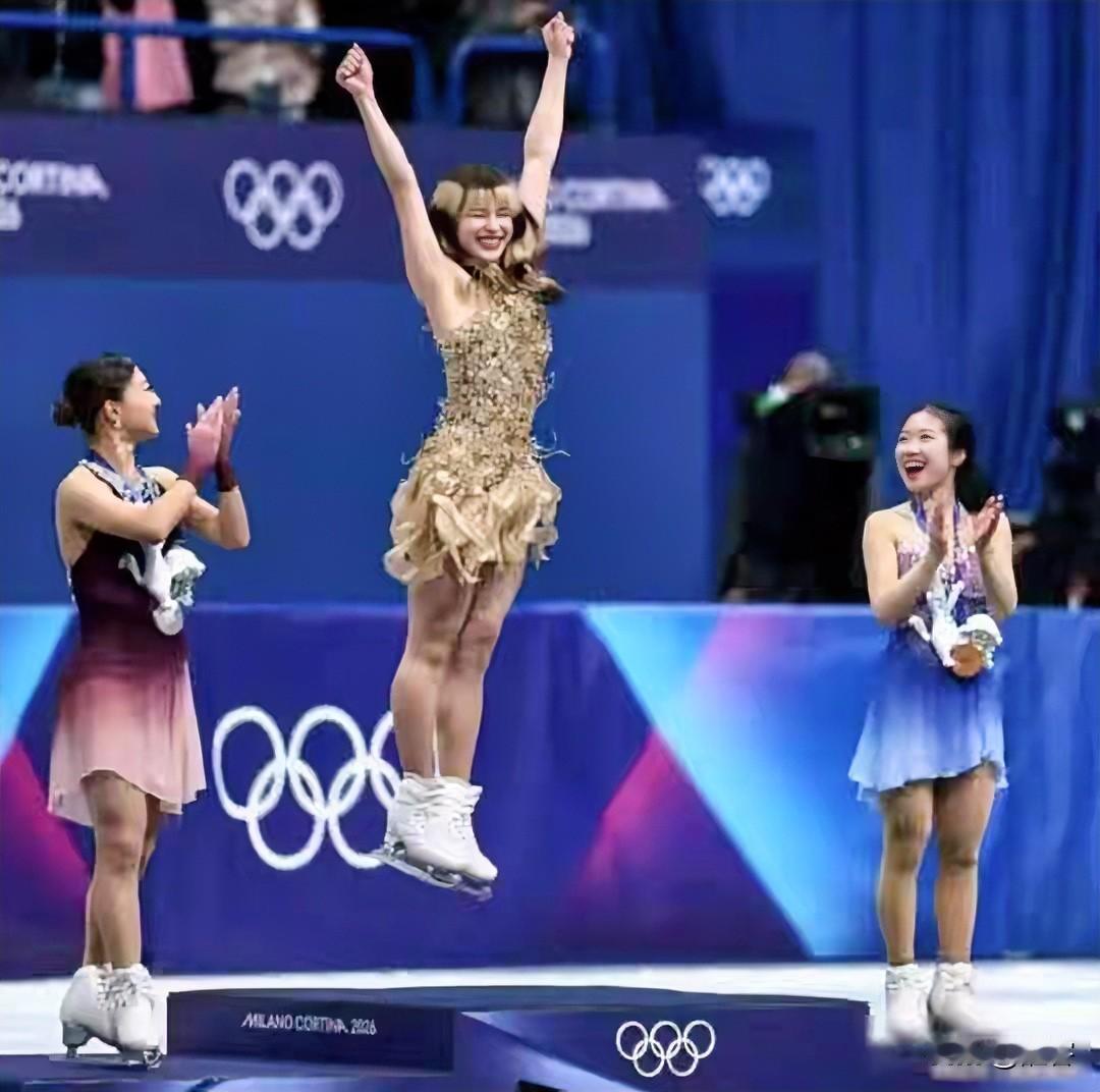 这位润人之后这几天在某些平台上很火，文案都很一致，想要表达的意思也都指向性十分明