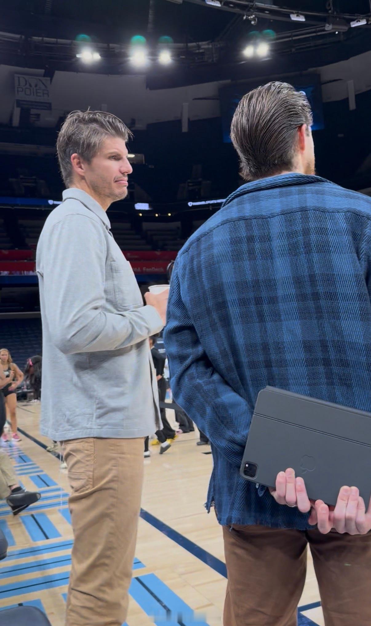 一双长腿从眼前飘过🔥灰熊vs老鹰  ​​​