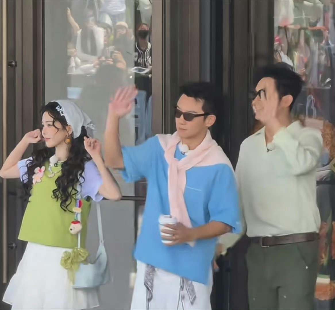白鹿李晨郑恺复宣跑男 当明星也挺难的，怎样做都有人解读，问题是可能根本没得事给解
