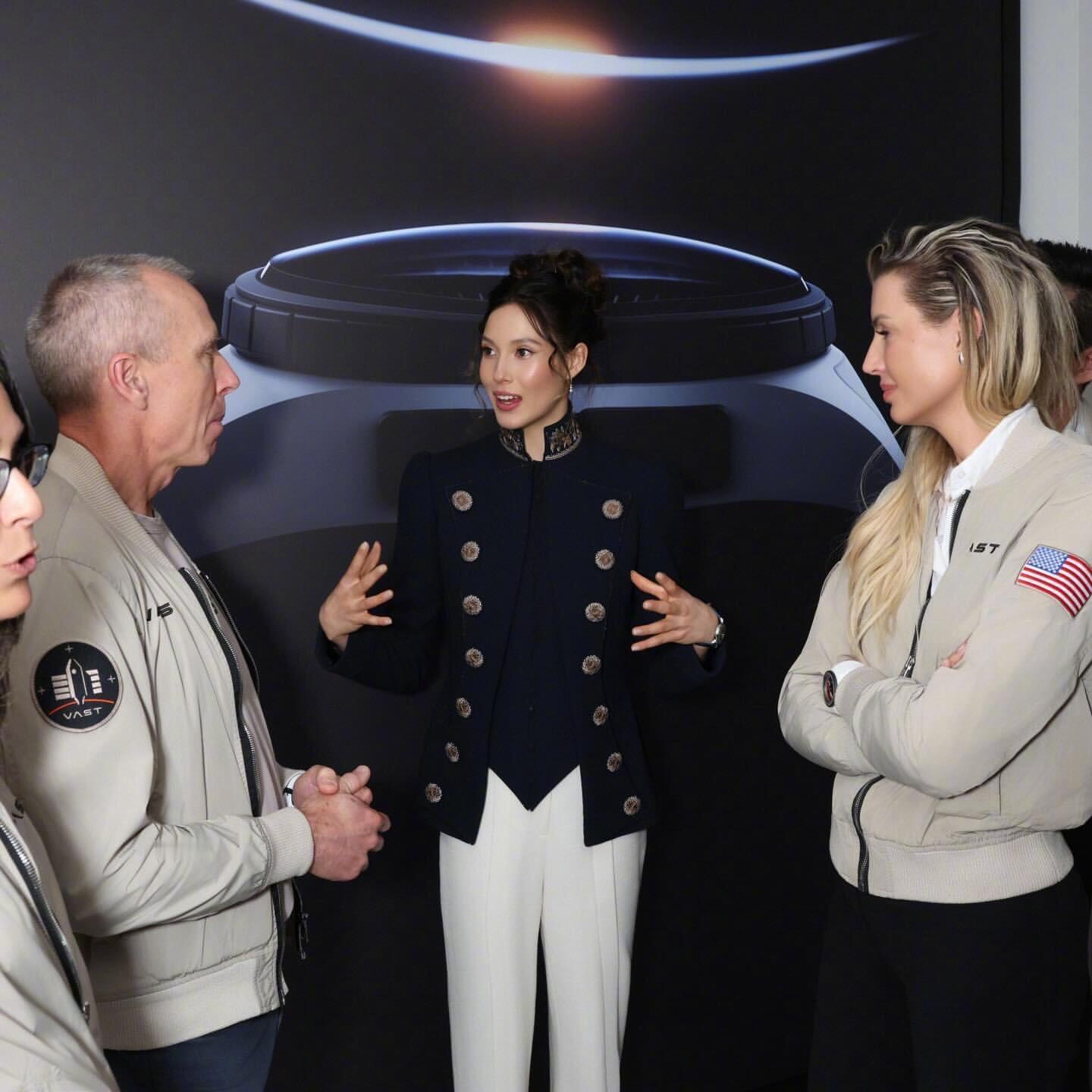 F1钟表与奇迹2026高手带路看表展钟表与奇迹制表工艺冰雪女王谷爱凌亮相IWC展