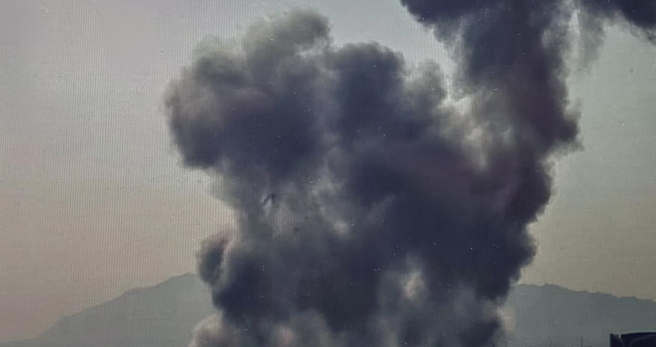 美以联合突袭伊朗，特朗普称是“大规模作战行动”，伊朗则誓言报复。
特朗普没有说打