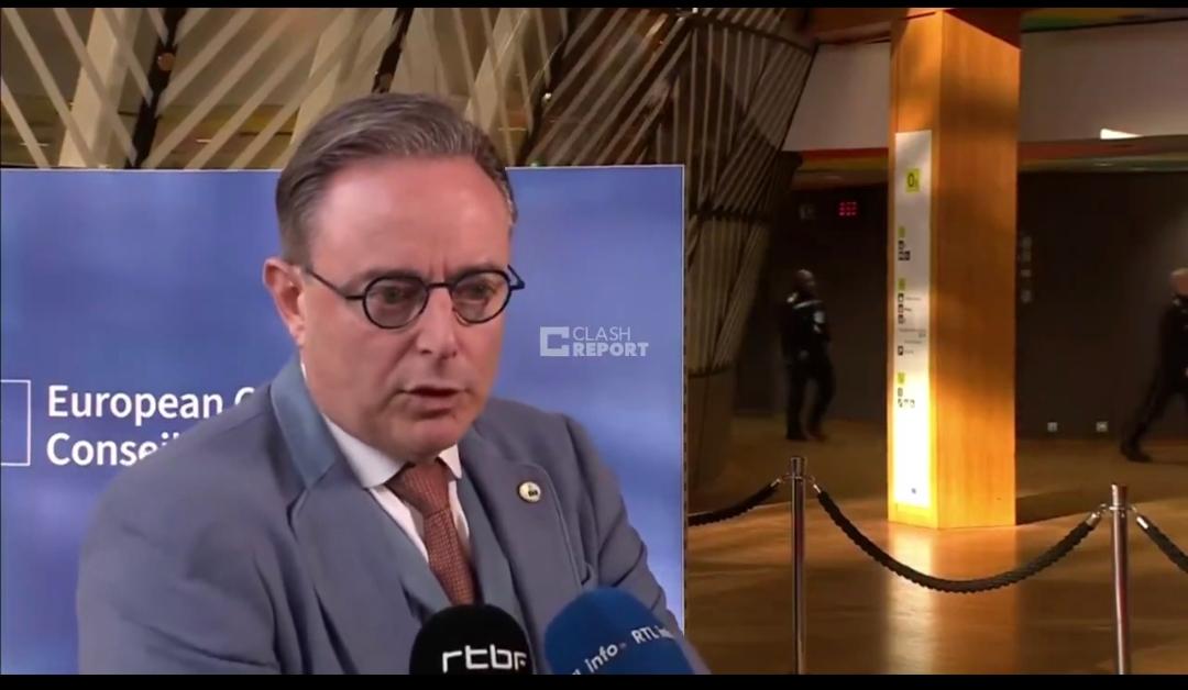 比利时首相巴特·德·韦弗今天（北京时间3月19日）接受采访时表示：“比利时无意卷